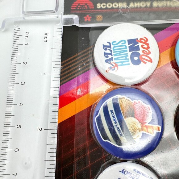 Stranger Things Scoops Ahoy 6-Pack Buttons Netflix Limited Edition - Picture 3 of 9